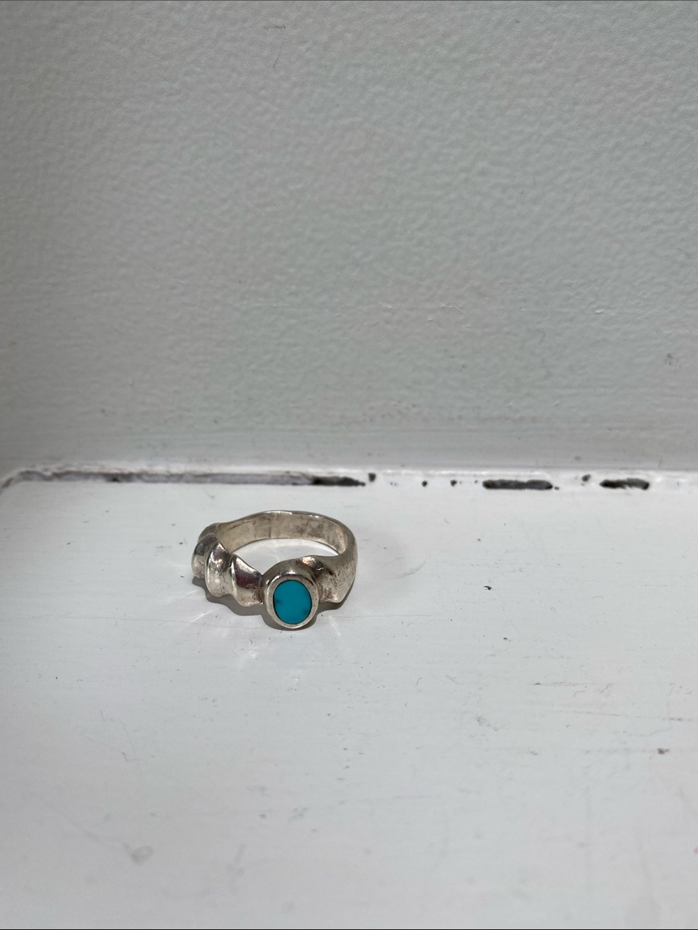 Navajo style Sterling Silver Ring with Turquoise Cabochon